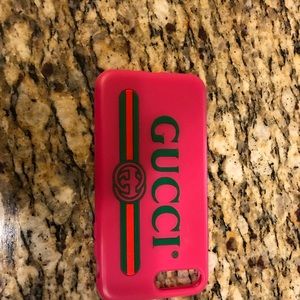 Gucci iPhone 7 Plus Pink Rubber case